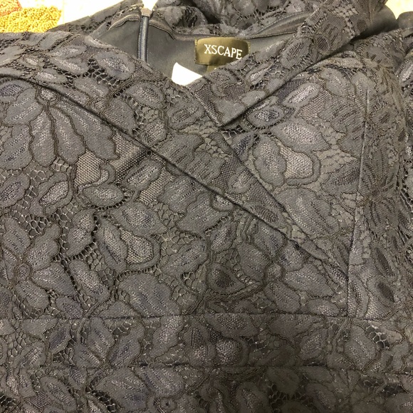 Xscape Womens Navy Lace Formal Gown Plus 22W - Picture 7 of 9